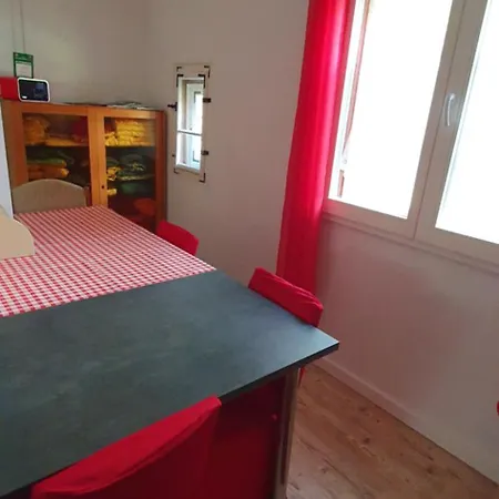 3 Birken Apartment